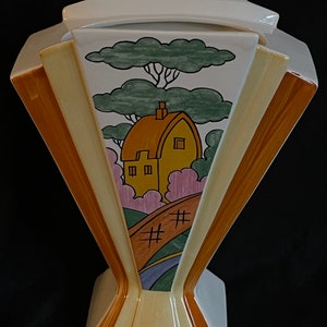 Clarice Cliff &quot;ORANGE ROOF COTTAGE&quot; Fan Vase. Stunning. Art Deco Style.