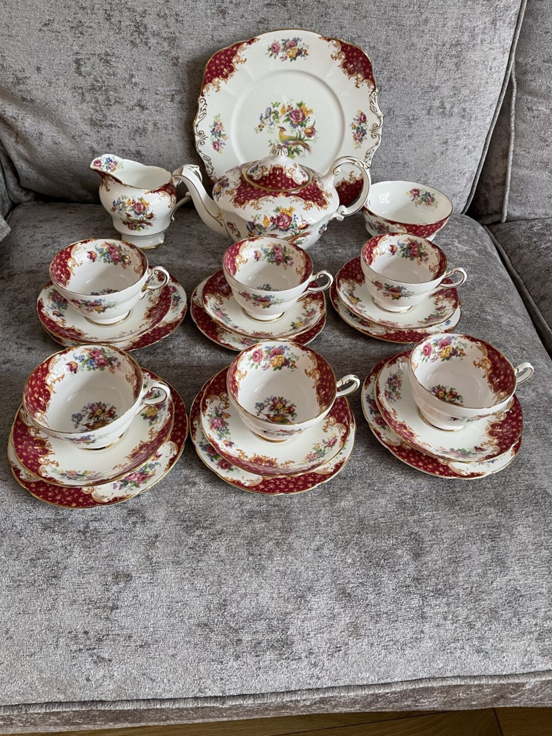 Paragon Rockingham Paragon Rockingham Red Tea Set Complete With Teapot - Etsy UK