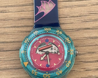 時計 Swatch Scuba 2000 ヴィンテージレア Swatch Scuba 200 UVA 25 SDK137 2000 年 - 未