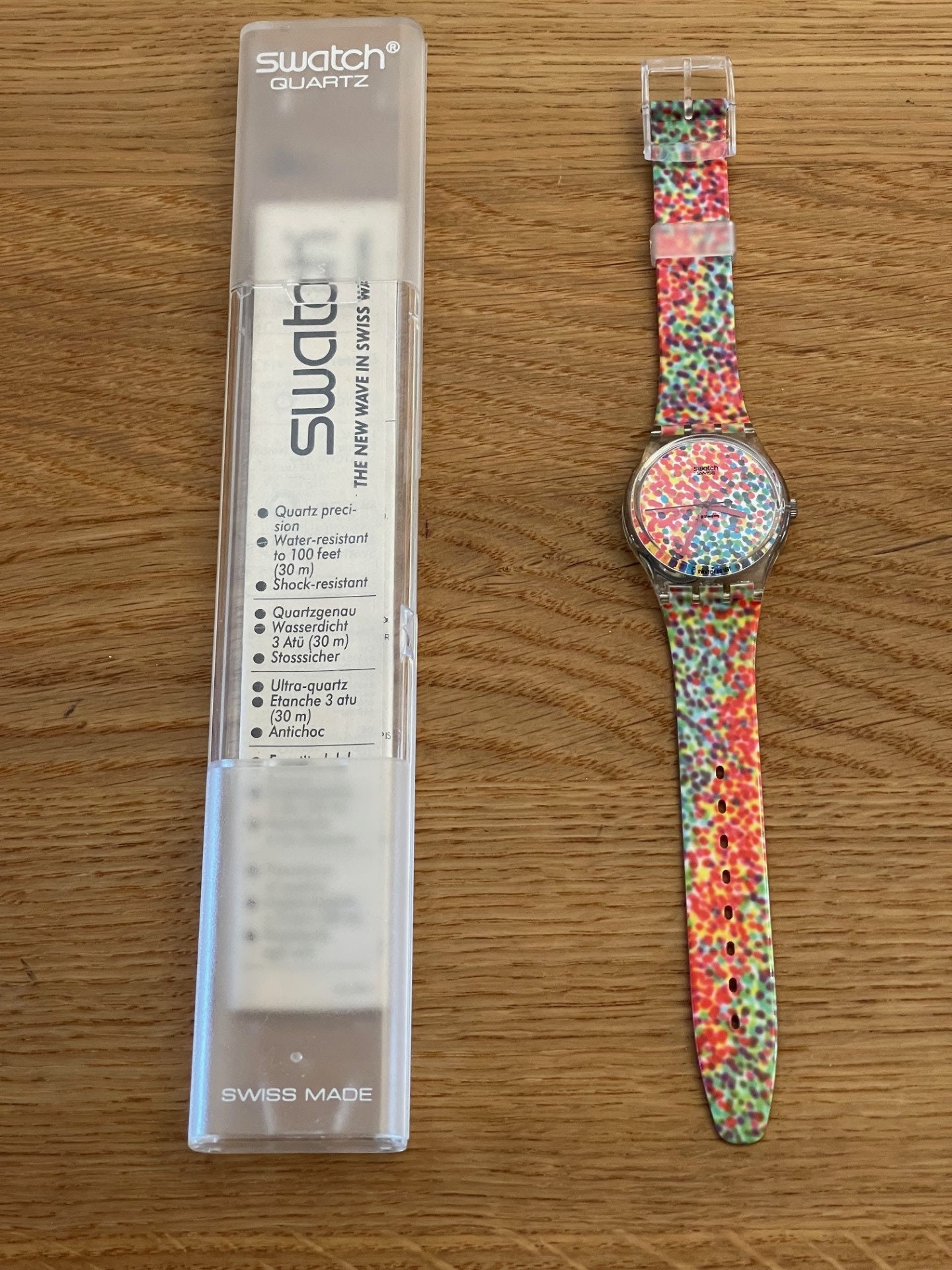 LOTS OF DOTS – Swatch Vintage Collection