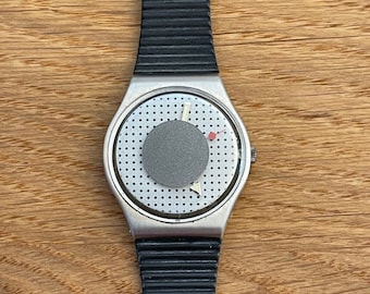 VERY GOOD Condition 1988 Maxi Swatch, 'heartstone', MGX100
