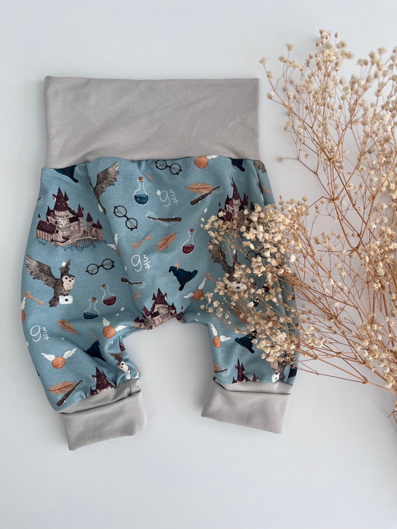 Pantalons de pompage knickerbockers en différentes tailles, école de magie, magie, naissance, cadeau, nouveau-né, bébé, magie Bleu