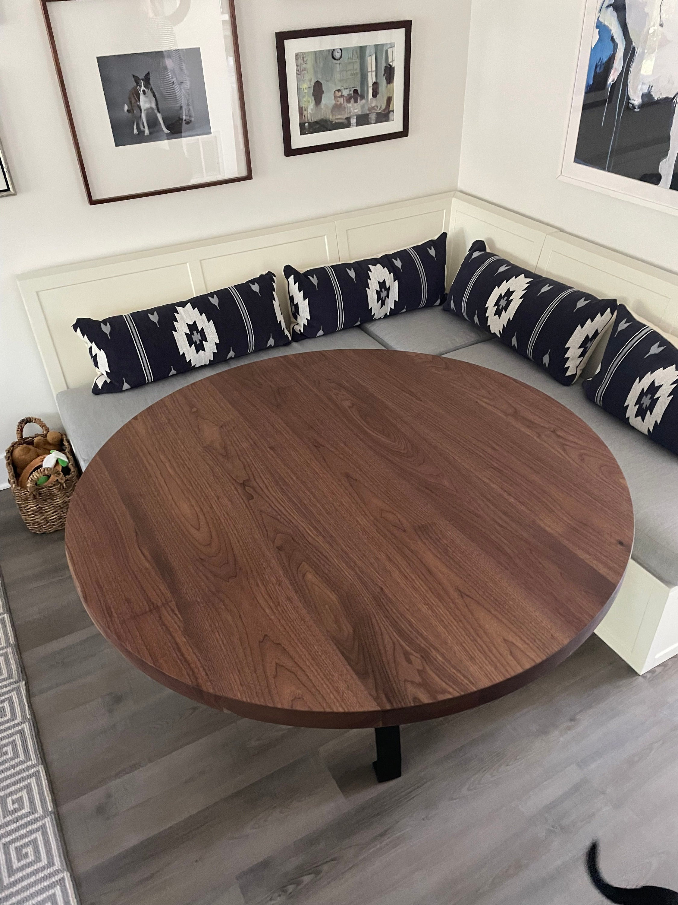 round pedestal dining room table