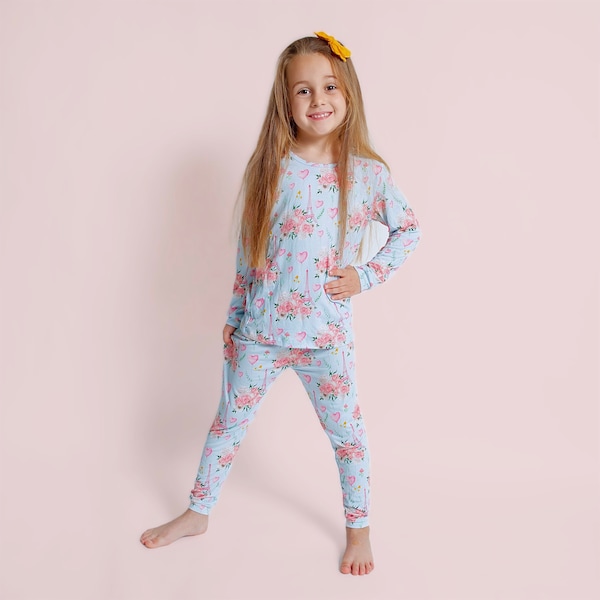 Bamboo 2-Piece Pajamas | Long-Sleeve Outfit | Loose Fit | Paris Love Print | Roses/Flowers/Eiffel Tower -Toddler to Little Kid Sizes (3T-7T)