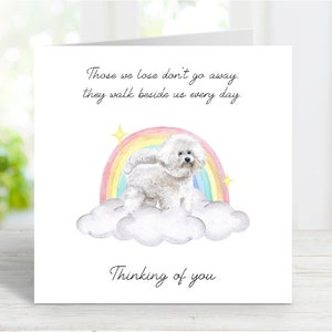 Tarjeta de condolencias para un bichón frisé - Tarjeta de "Perro que piensa en ti" - Frase sentimental sobre la pérdida de un perro - Tarjeta Rainbow Bridge para perro - 15 x 15 cm