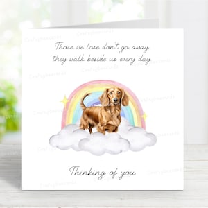 Tarjeta de condolencias para un perro salchicha (de pelo largo y rojo), con frase "Pensando en ti" por la pérdida de un perro, tarjeta "Puente Arcoíris", 15 x 15 cm