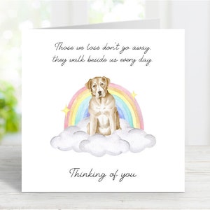 Tarjeta de condolencias para un labrador retriever (amarillo/chocolate/negro/rojo) - Frase de "Pensando en ti" por la pérdida de un perro - Tarjeta "Puente Arcoíris" - 15 x 15 cm
