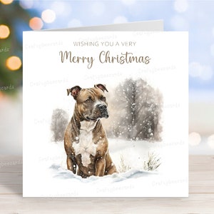Carte de Noël Staffordshire Bull Terrier/Staffy, carte de voeux festive pour chien « Joyeux Noël », scène de neige amusante en hiver, 6 x 6 po, blanc à l'intérieur