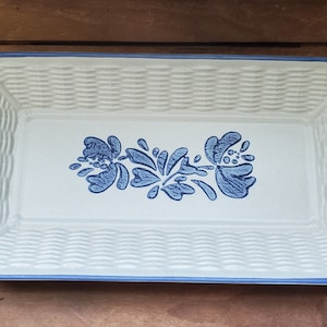 Pfaltzgraff yorktowne bread tray - Made in the USA