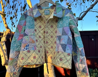 Cropped Patchwork Vintage Quilt Jacket (Size M-XL)