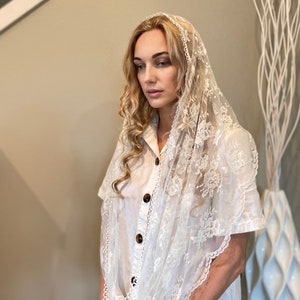 Ready-to-ship. Off white floral lace Infinity Church mantilla head covering shawl Catholic veil Church or Chapel veil mantilla scarf
