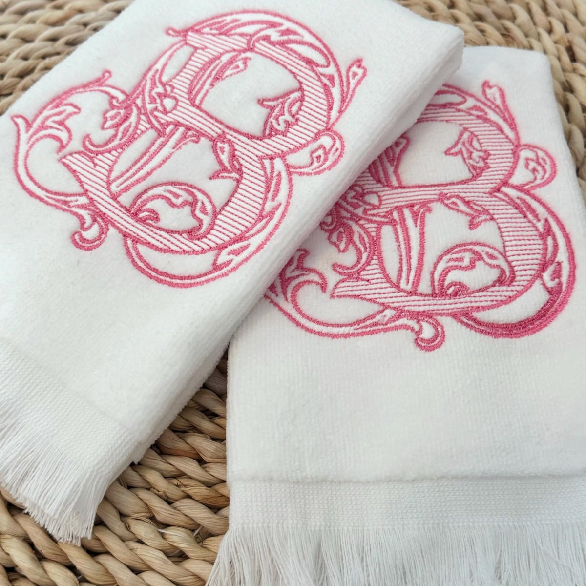 Vintage Vine Monogram Towel, Personalized Gift, Monogram Towel, Hand Towel, Hostess Gift, Housewarming, Birthday Gift, Wedding Gift - Etsy
