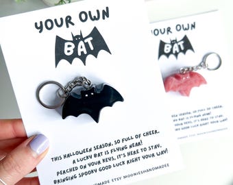 Bat Resin Keychain, Halloween Keyring, Boo Basket Filler, Halloween Pocket Pal, Bat Accessories, Halloween Gift For Her, Spooky Gift For Him