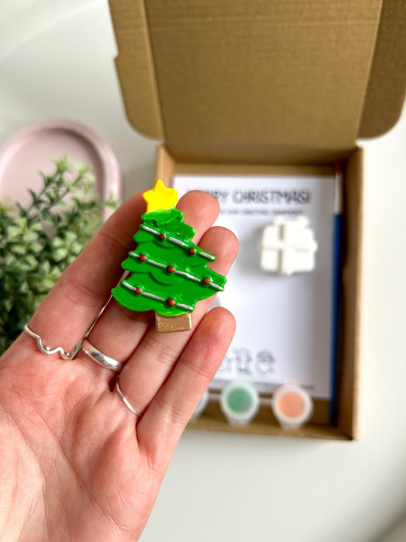 Christmas Paint Your own Kits, Stocking Fillers, Christmas Eve Box Fillers, Christmas Pottery Painting, Christmas Magnets, Christmas Crafts bild 7
