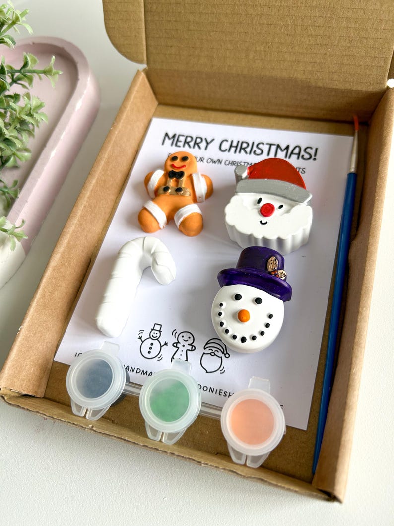 Christmas Paint Your own Kits, Stocking Fillers, Christmas Eve Box Fillers, Christmas Pottery Painting, Christmas Magnets, Christmas Crafts Set A