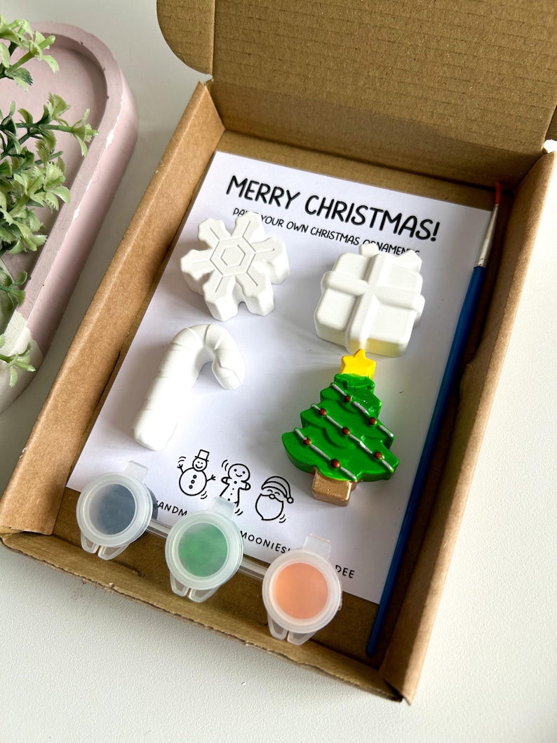 Christmas Paint Your own Kits, Stocking Fillers, Christmas Eve Box Fillers, Christmas Pottery Painting, Christmas Magnets, Christmas Crafts Set B