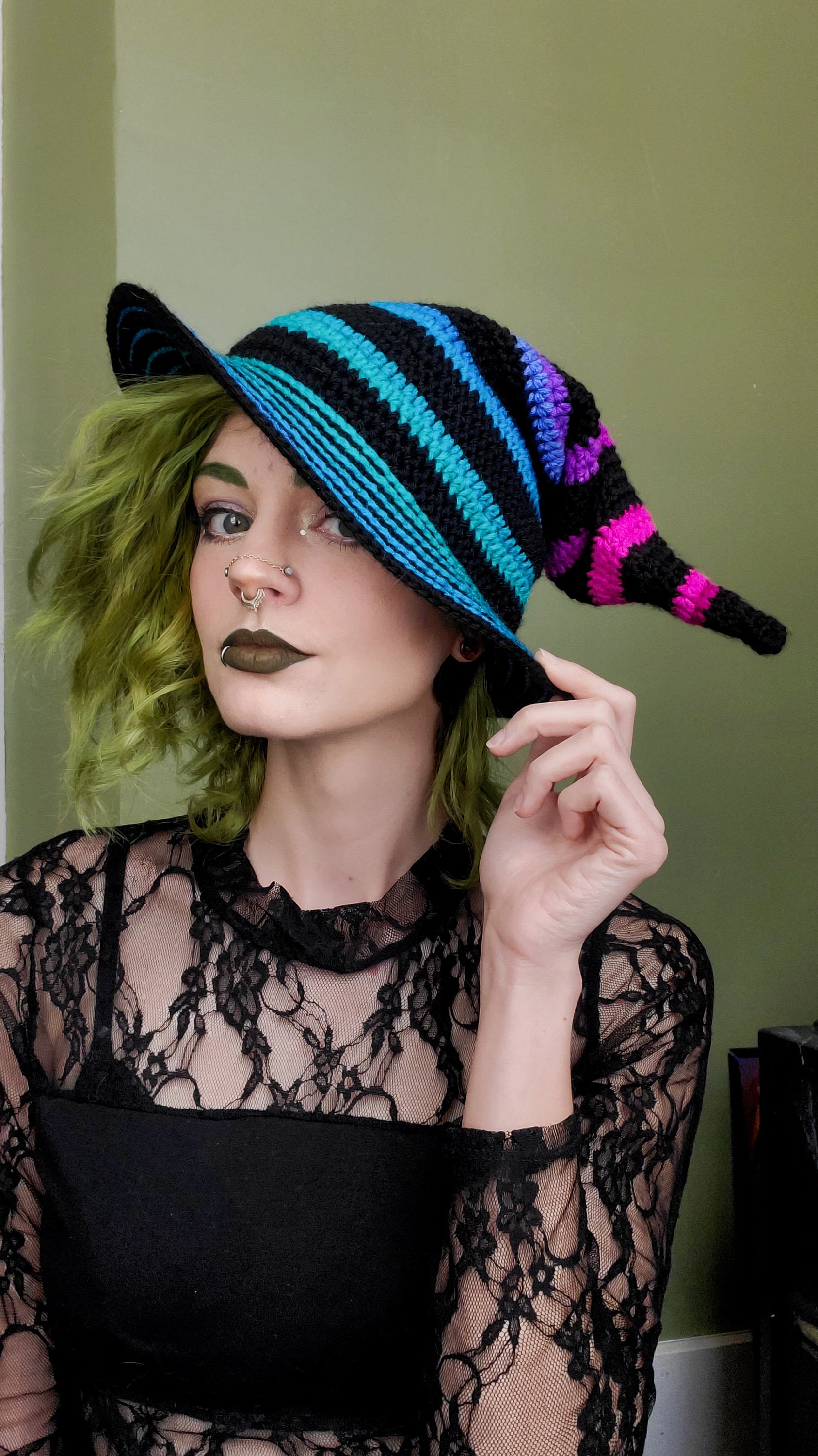 crochet slouchy witch hat
