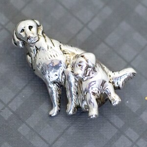Vintage Cute Silver Tone Dogs Brooch, G38
