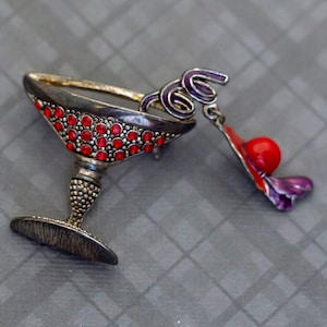 Vintage Red Lady Society Hat Drink Brooch, G38