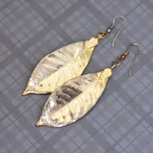 Vintage Light Gold Tone Elven Leaf Intricate Dangle Earrings, G48