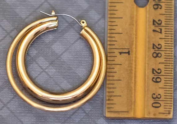 Vintage Gold Tone Double Ring Unique Hoop Earring… - image 3