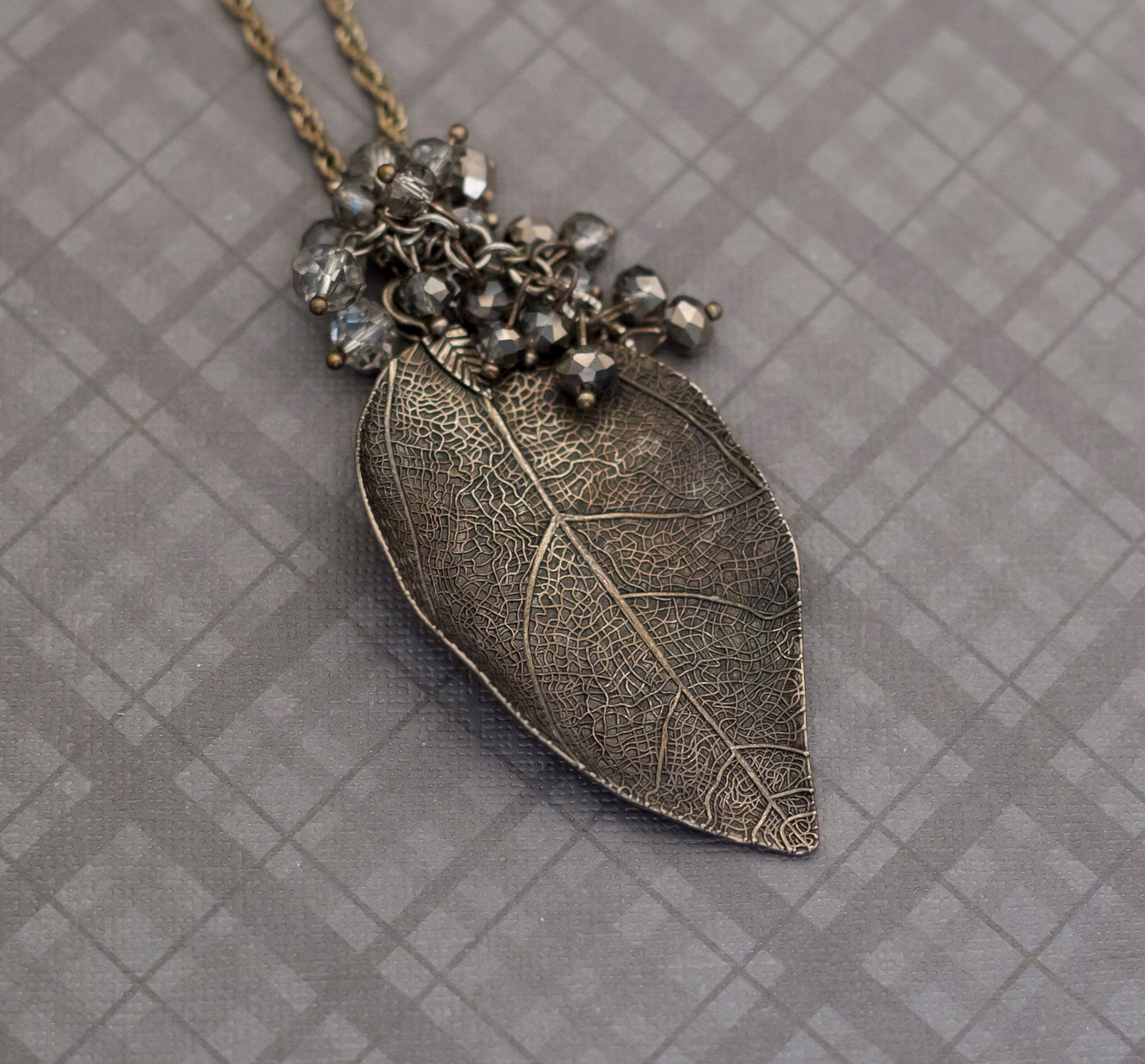 ◆VINTAGE HOLLYWOOD◆ Twist Leaf Chain Necklace VH2379NE007B ☆関税込☆VINTAGE HOLLYWOOD☆Twist Leaf Chain Necklace☆