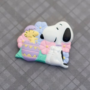 Vintage Cute Snoopy Brooch G29