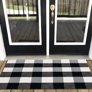 Black & White Buffalo Rug Layering Mat| Porch Decor| Rug |Outdoor