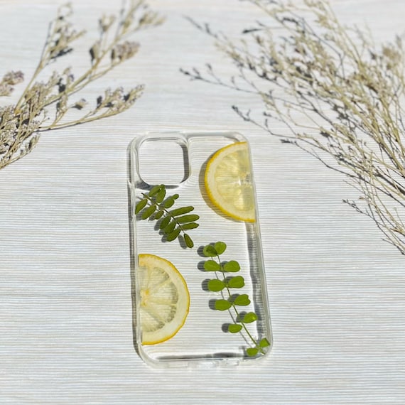 ハンドメイドの押しレモン＆レモン樹脂製携帯ケース iPhone 17 / 16