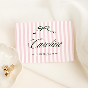 Segnaposto per addio al nubilato con fiocco a righe rosa e verde Gone Mild 3,5x5, download, PDF, personalizzato, Canva