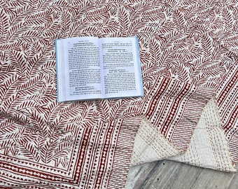 Handgemaakte kantha-quilt met blokprint, omkeerbare katoenen deken, kingsize quilt