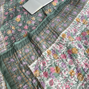 Beautiful Floral Block Print Cotton Quilt Soft Cotton Jaipuri Comforter, Bohemian Queen Size Quilted Throw, Vintage Bedspread Quilt