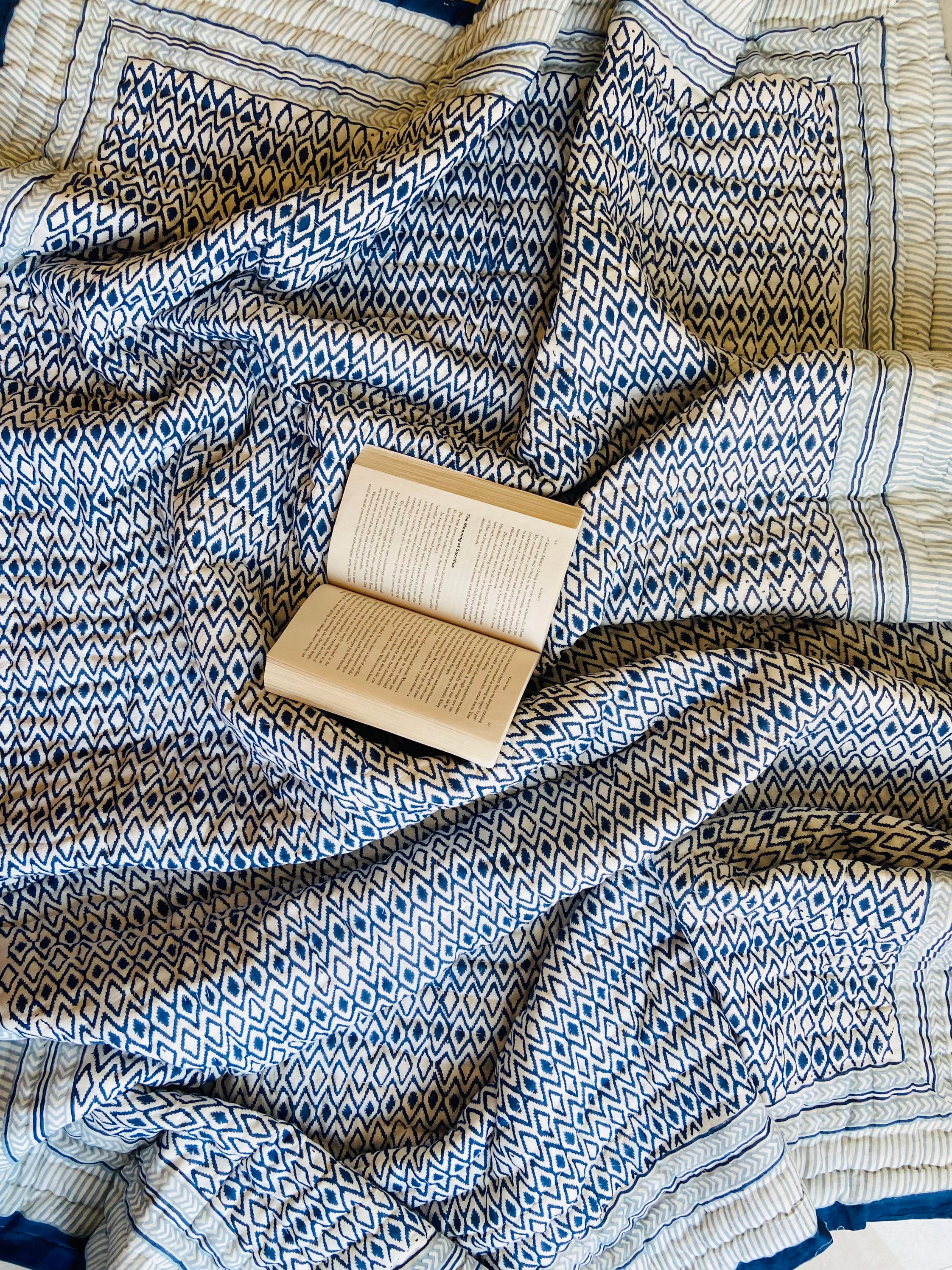 ハンドブロックプリントコットンキルト：リバーシブルインディアン