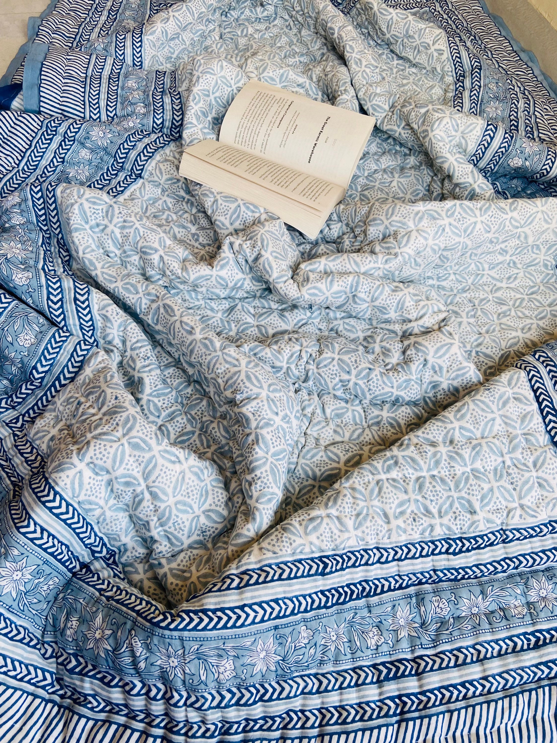 ハンドブロックプリントコットンキルト：リバーシブルインディアン