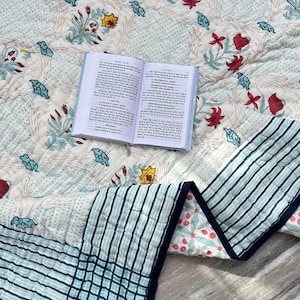 King Blue Floral Quilts, Soft All Season Bedspread Bed Cover,Blue Bohemian Floral Queen Quilt,Cozy Bedding Comforter, King Size Quilt Cotton