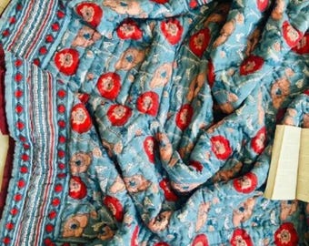 ハンドブロックプリントコットンクイーンキルト: リバーシブルジャイ