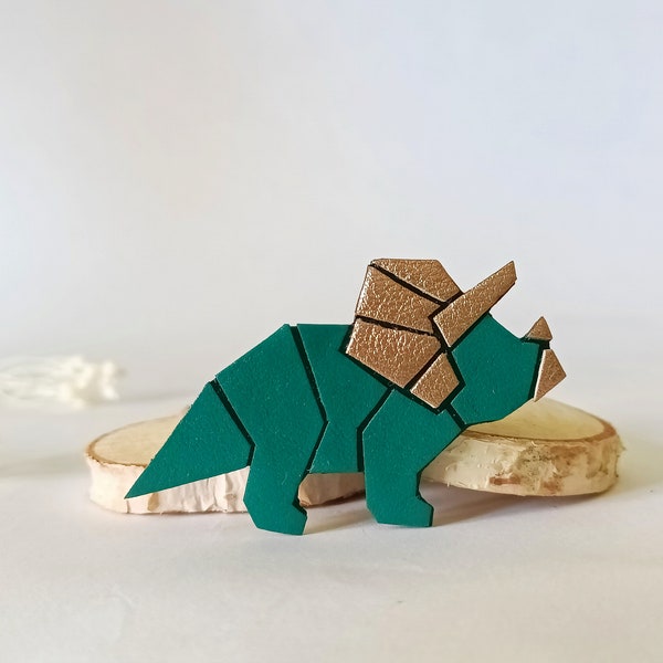 Broche "HECTOR" en cuir véritable, esprit origami tricératops, vert forêt et bronze