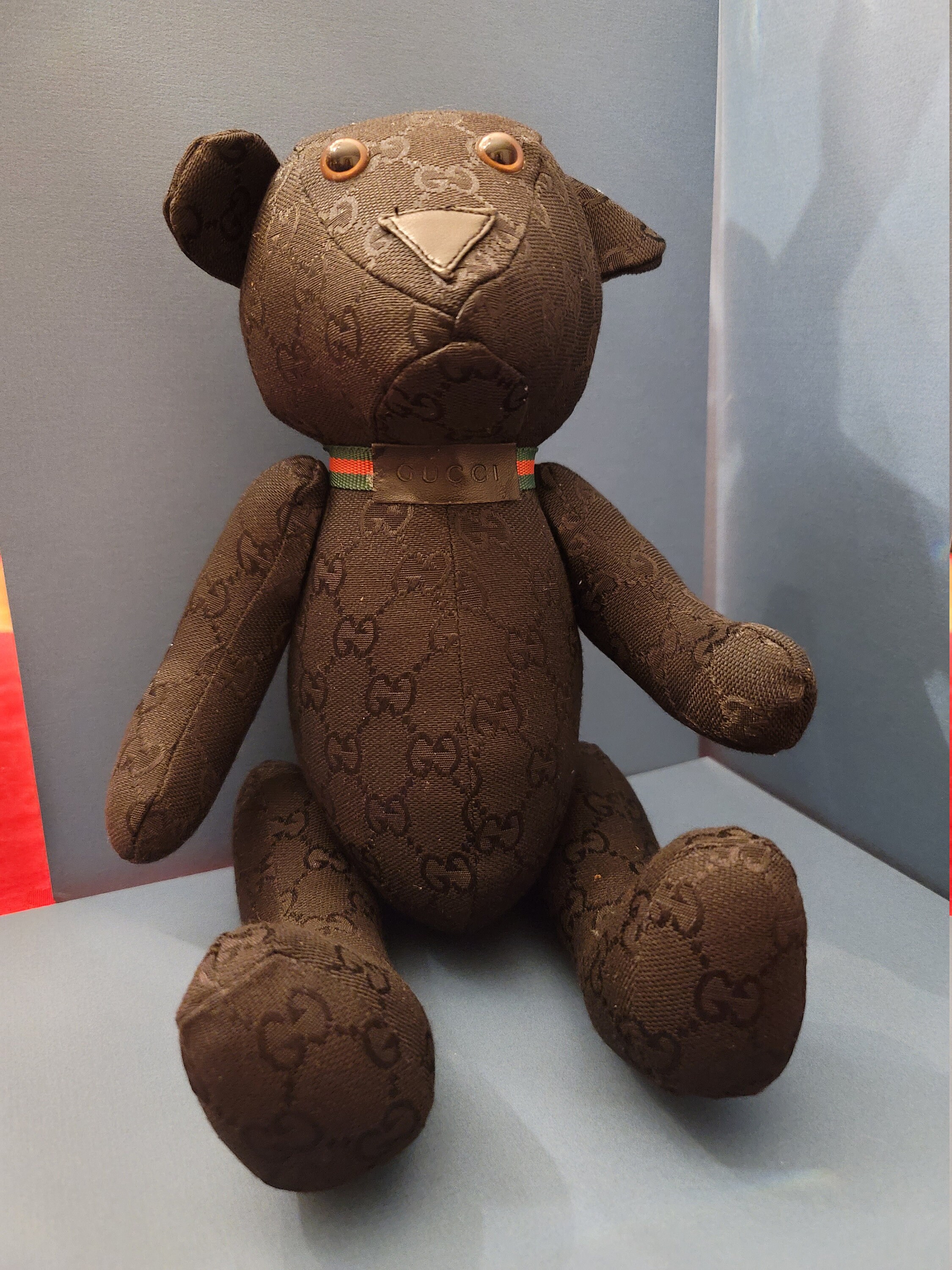peluche gucci