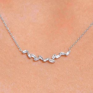 Bridal Necklace / Cluster Necklace in 14K Gold / Dainty Diamond Necklace / 14K Gold Pendant / Gift For Wife