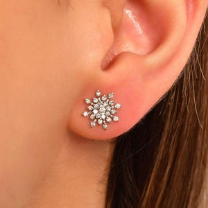 Real Gold Snowflake Diamond Stud Earrings, 14K Solid Gold Dainty Earrings, Diamond Earrings for Woman, Unique Gold Earrings