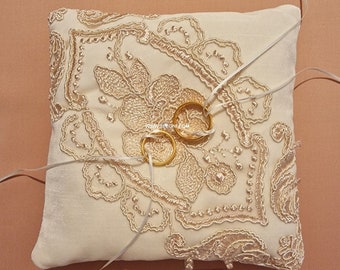 Porte-bague en velours et dentelle, Coussin pour alliances 18 x 18 cm, Porte-alliances