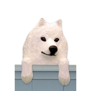 Wood Carved Samoyed Dog Custom Dog Sign, Samoyed Dog Gift, Samoyed Memorial Gift, Samoyed Figurine, Samoyed Statue, Samoyed Gift Ideas