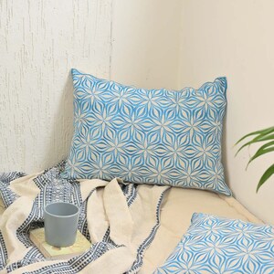 &quot;Handgefertigter bestickter Kissenbezug, 14 &quot;x 20&quot; Boho Wohnzimmer Dekoratives Blaues Rechteck Luxus Designer Home Deco Kissenbezug.&quot;