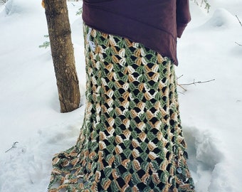 Hand Knit Adjustable Tricoloured Crochet Wool Skirt (Green, Beige, White)