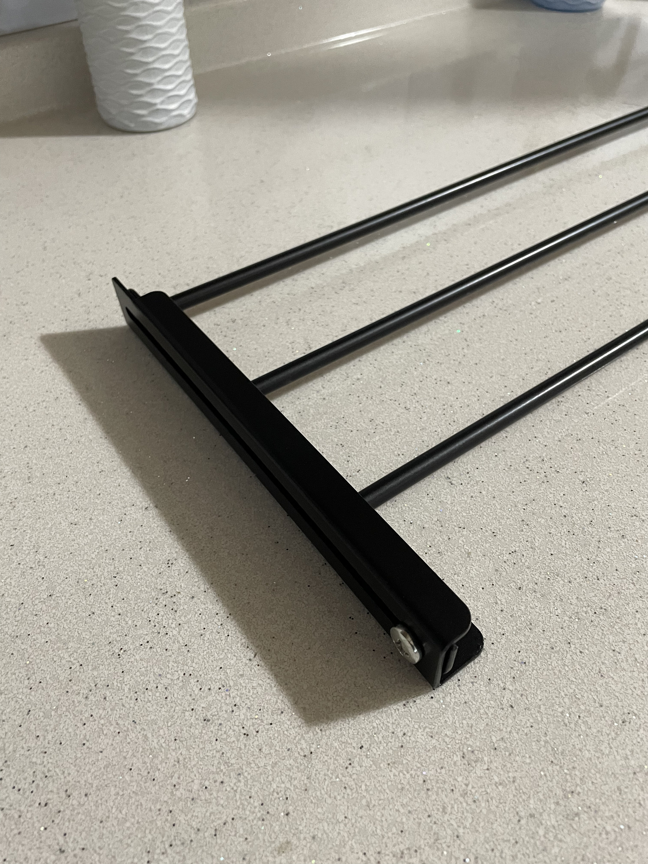 Clotheshorse Metal Balcony Hanger, Clothes Hanger for Caravan