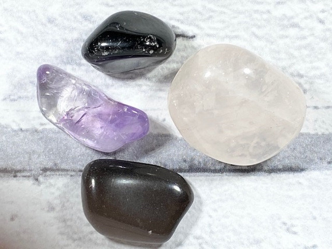 Sleep Healing Stones Restful Sleep Crystals Calming Etsy