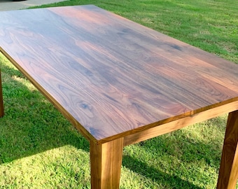 Walnut Dining Room Table - Digital Woodworking Plans - PDF Woodworking Plans