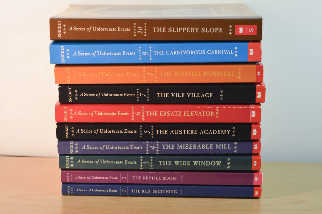 A Series of Unfortunate Events Book Lot of 10 Paperback