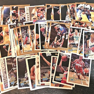 Cartes de basket vintage - Lot de 50+ - Sélection aléatoire