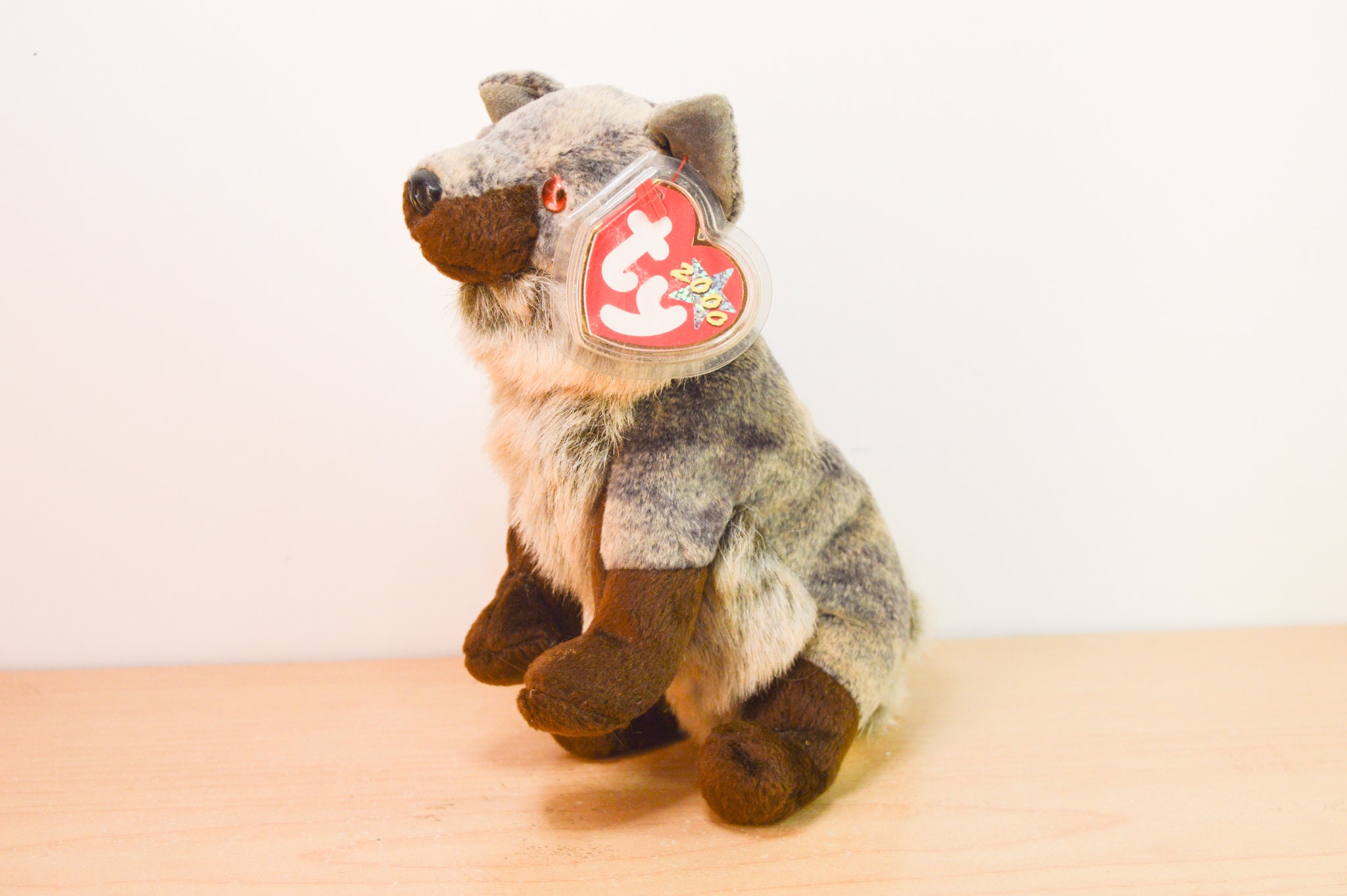 TY Beanie Baby Howl The Wolf vintage Great condition Regular Size